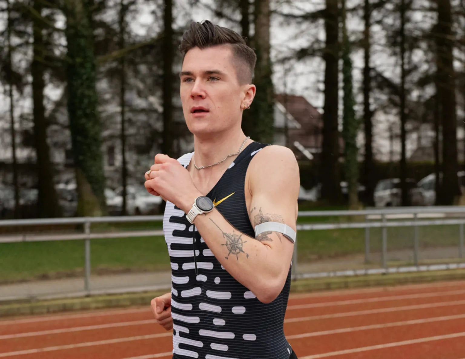 Jakob Ingebrigtsen Running with COROS